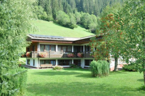 Ferienwohnungen Bailom, Elbigenalp